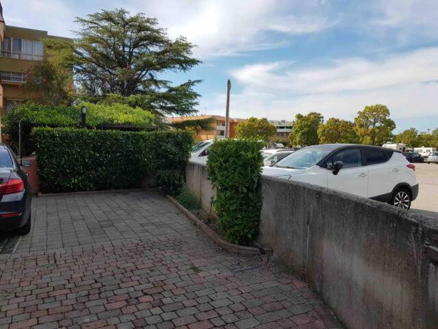 Appartement With Terrace & Free Parking - 3 Minutes From *