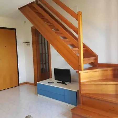 Apartment With Terrace & Free Parking - 3 Minutes From Beach Grado Exterior photo